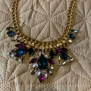 Beautiful Gold tone Necklace w/blue, Purple Rhinestones